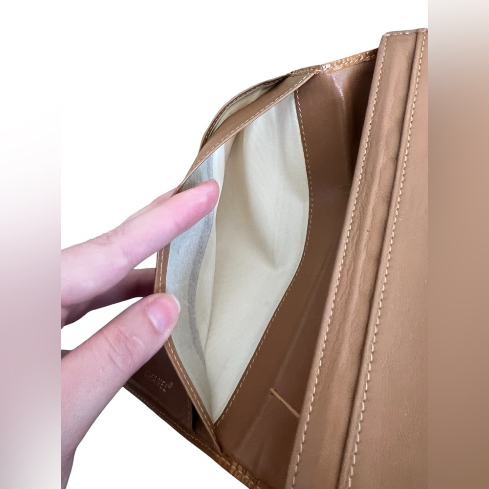 CHANEL CC Logo Camel Brown Leather Bifold Long Wallet - Picture 11 of 16